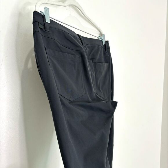 Lululemon ABC Slim-Fit 5 Pocket Pant 28"L in obsidian - Picture 10 of 14
